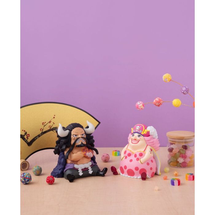 One Piece Look Up PVC Statue Big Mom 11 cm