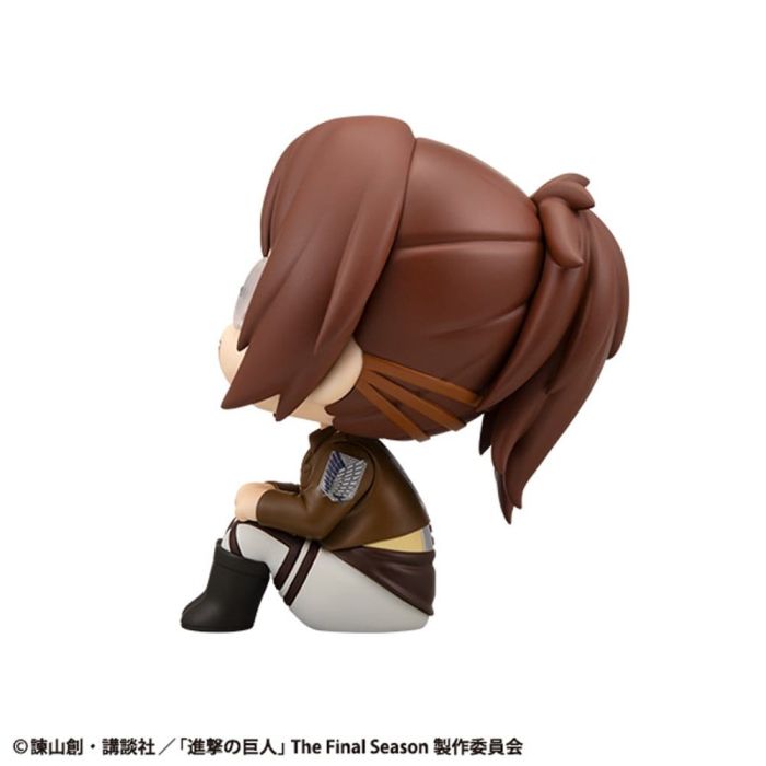 Attack on Titan Look Up PVC Statues Hange Zoe & Erwin Smith (with gift) 11 cm           
