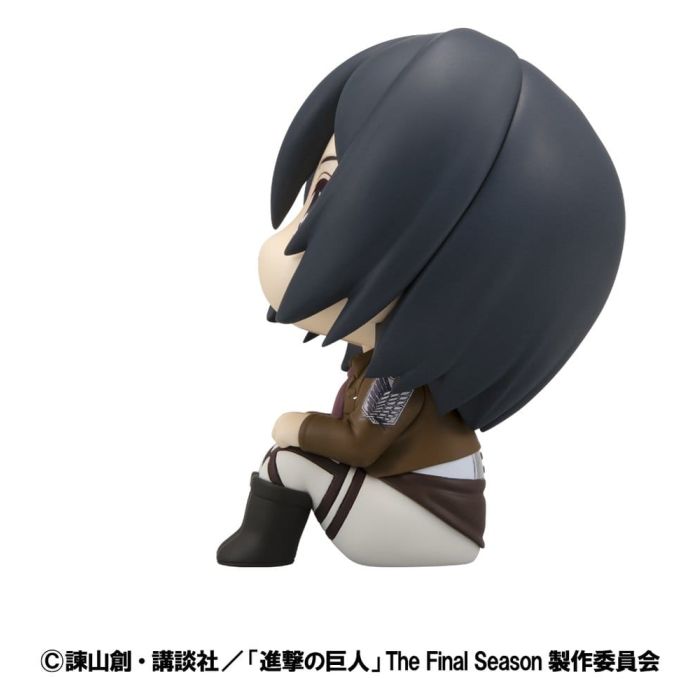 Attack on Titan Look Up PVC Statues Levi Cleaning up Ver. & Mikasa Ackerman (with gift) 11 cm           