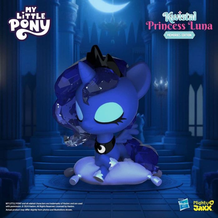 My Little Pony Vinyl Figure Princess Luna Memories Edition 15 cm 