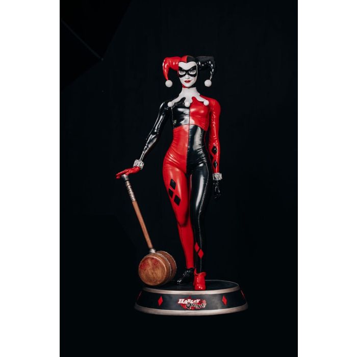 DC Comics Life-Size Statue Harley Quinn 196 cm
