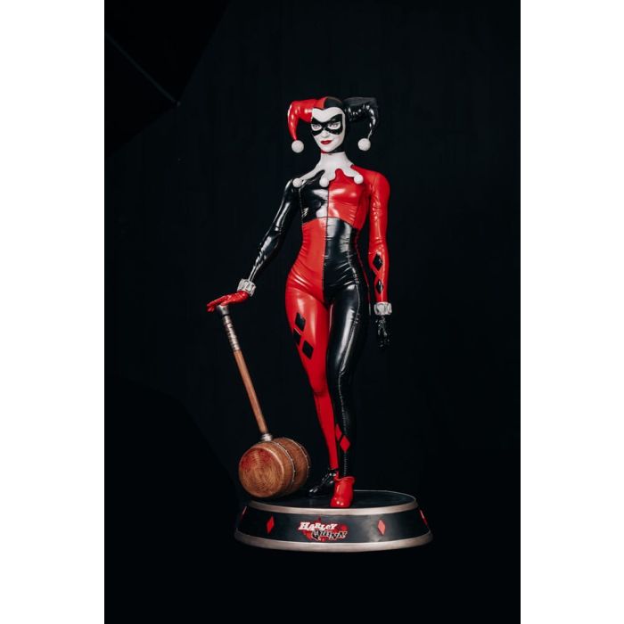 DC Comics Life-Size Statue Harley Quinn 196 cm