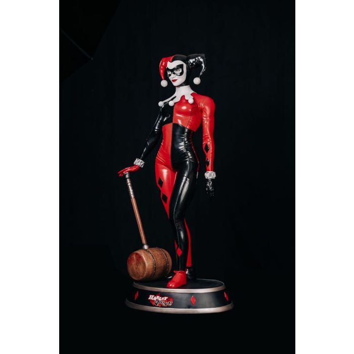 DC Comics Life-Size Statue Harley Quinn 196 cm