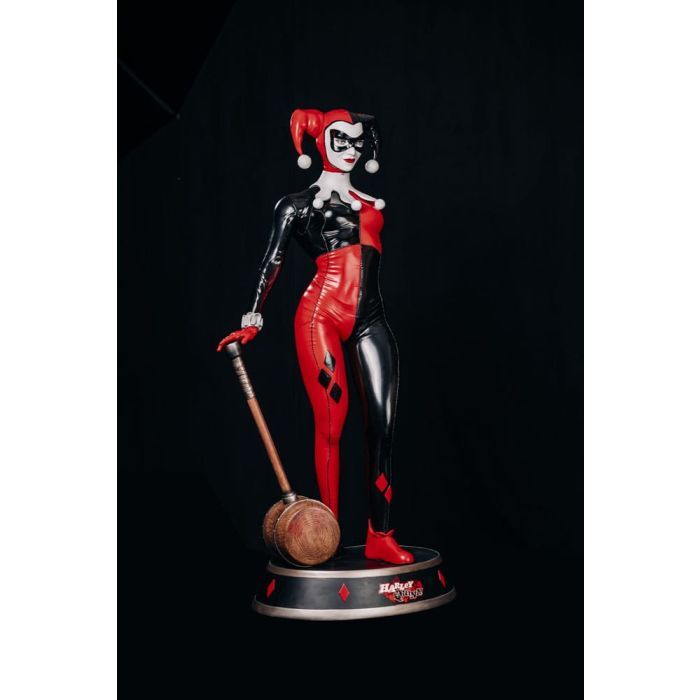 DC Comics Life-Size Statue Harley Quinn 196 cm