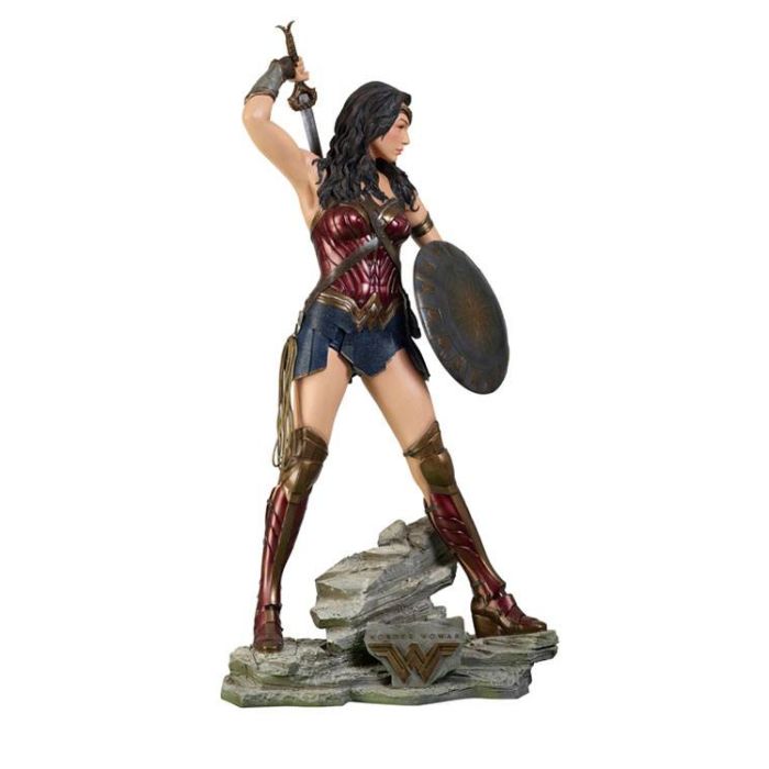 Wonder Woman Life-Size Statue Wonder Woman 224 cm