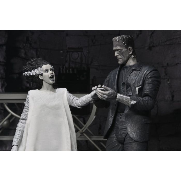 Universal Monsters 2-Pack Action Figure Bride of Frankenstein 90th Anniversary The Monster & His Mate (B&W) 18 cm