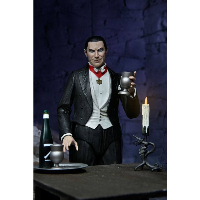 Universal Monsters Action Figure Ultimate Dracula (Transylvania) 18 cm