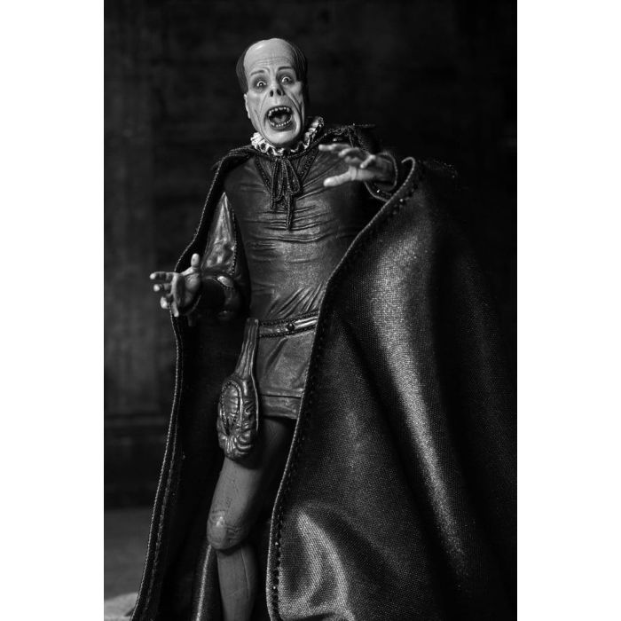 Phantom of the Opera (1925) Ultimate Action Figure Masque of the Red Death (B&W) 18 cm