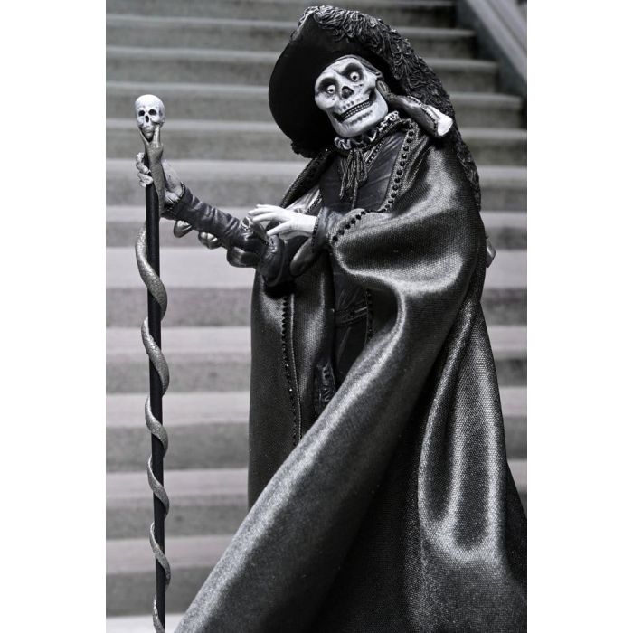 Phantom of the Opera (1925) Ultimate Action Figure Masque of the Red Death (B&W) 18 cm
