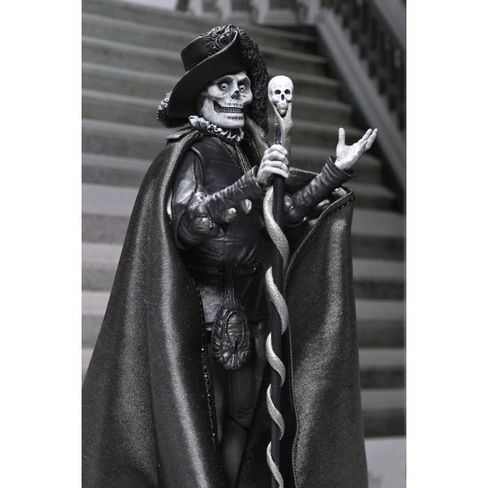 Phantom of the Opera (1925) Ultimate Action Figure Masque of the Red Death (B&W) 18 cm