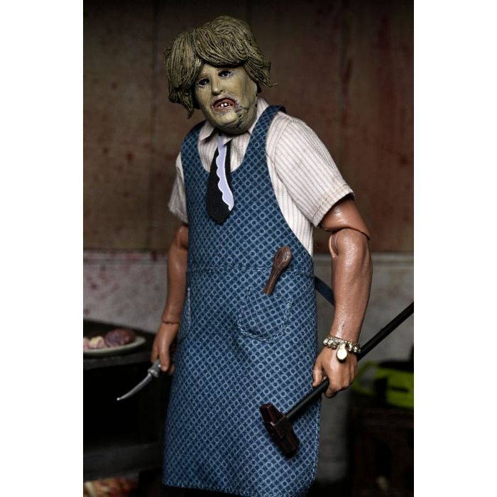 Texas Chainsaw Massacre Clothed Action Figure Leatherface with Old Lady Mask 20 cm