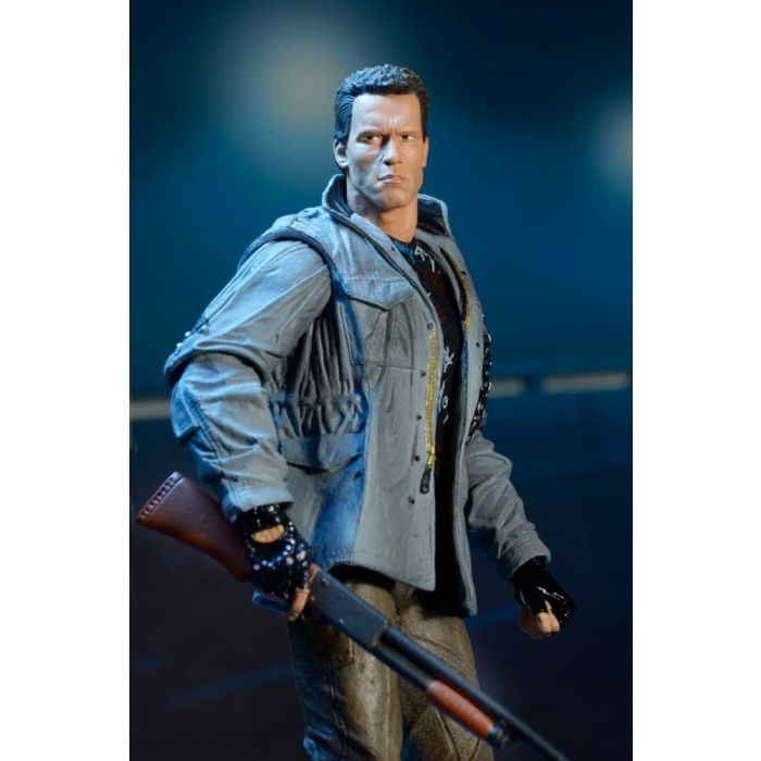 Terminator Action Figure Ultimate T-800 (Tech Noir) 18 cm
