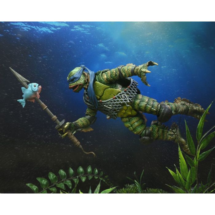Universal Monsters x Teenage Mutant Ninja Turtles Scale Action Figure Leonardo as the Creature 18 cm
