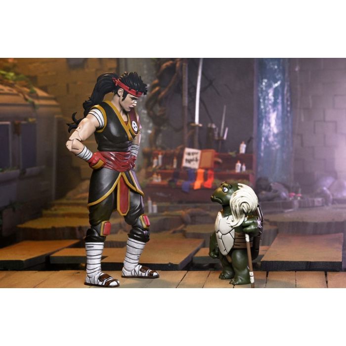 Teenage Mutant Ninja Turtles: The Last Ronin Action Figure Ultimate Casey Marie with Baby Odyn & Uno 17 cm