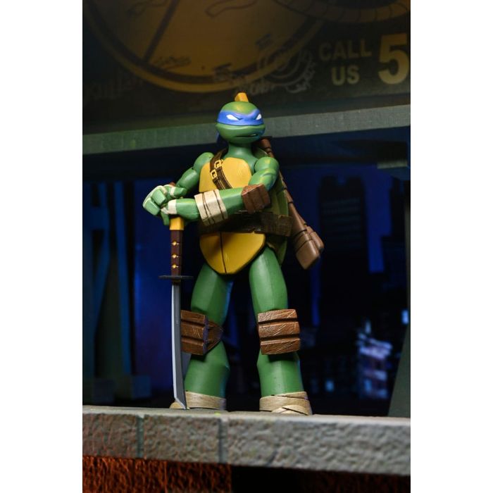 Teenage Mutant Ninja Turtles Action Figure Ultimate Leonardo 18 cm