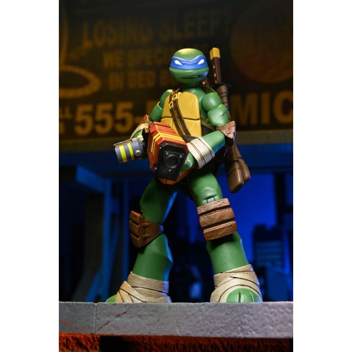 Teenage Mutant Ninja Turtles Action Figure Ultimate Leonardo 18 cm