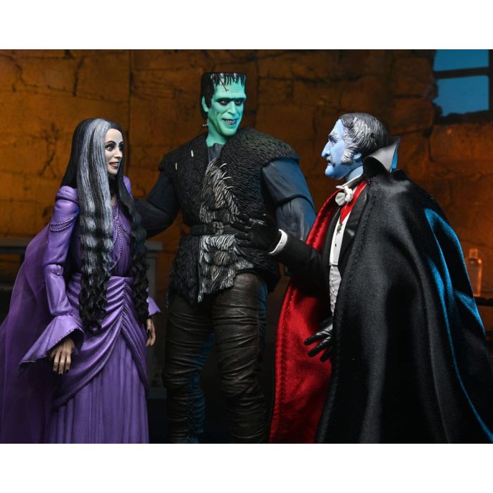 Rob Zombie's The Munsters Action Figure Ultimate Lily Munster 18 cm
