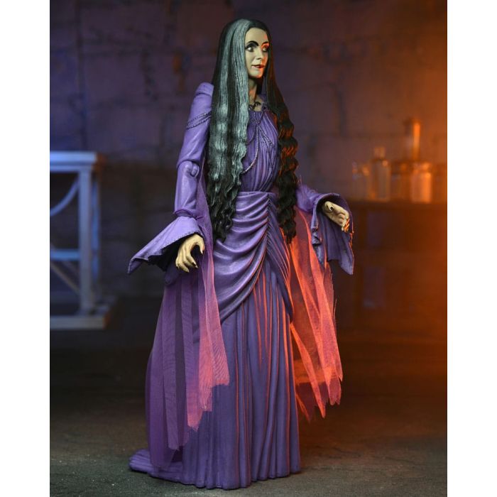 Rob Zombie's The Munsters Action Figure Ultimate Lily Munster 18 cm