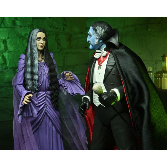 Rob Zombie's The Munsters Action Figure Ultimate Lily Munster 18 cm