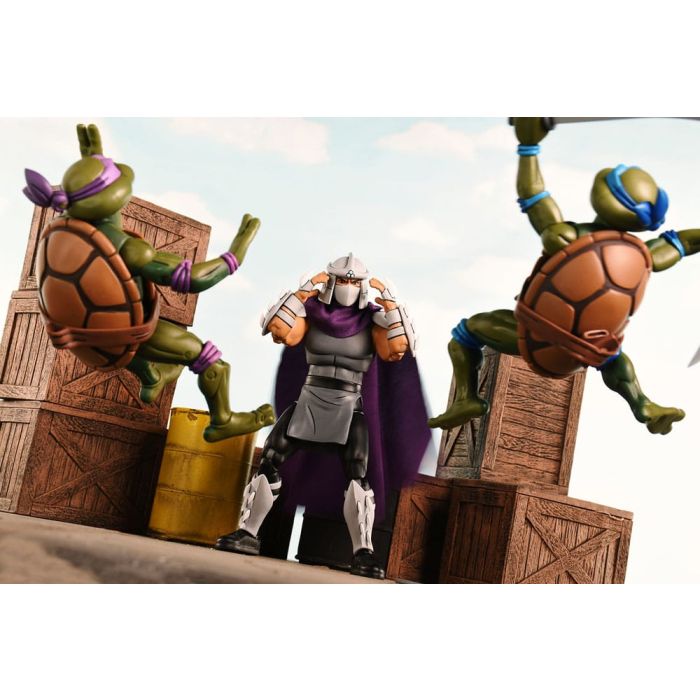 Teenage Mutant Ninja Turtles Action Figure Ultimate Shredder (Classic Colors) 18 cm