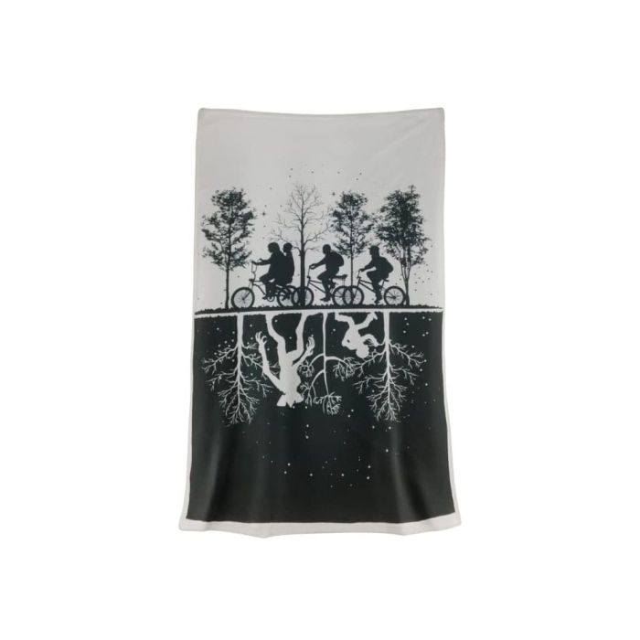 Stranger Things Throw Blanket Black & White 100 x 150 cm 