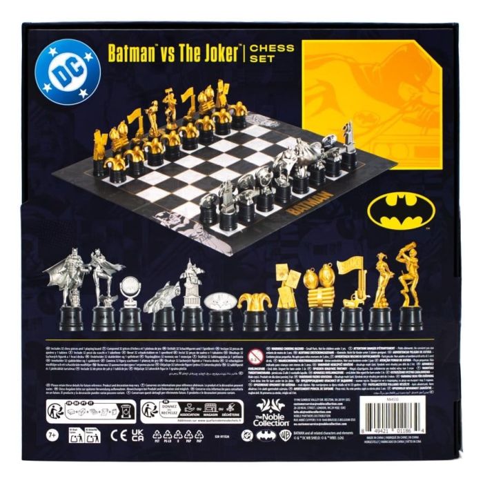 DC Comics Chess Set Batman vs. The Joker 47 cm