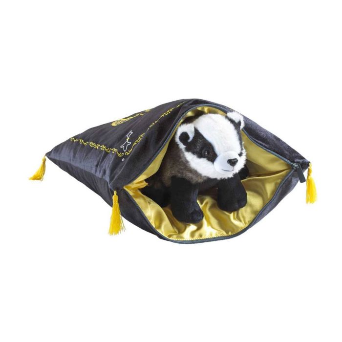 Harry Potter - Hufflepuff House cushion and plush