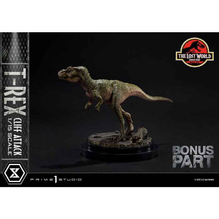 Jurassic World: The Lost World Statue 1/15 T-Rex Cliff Attack Bonus Version 53 cm