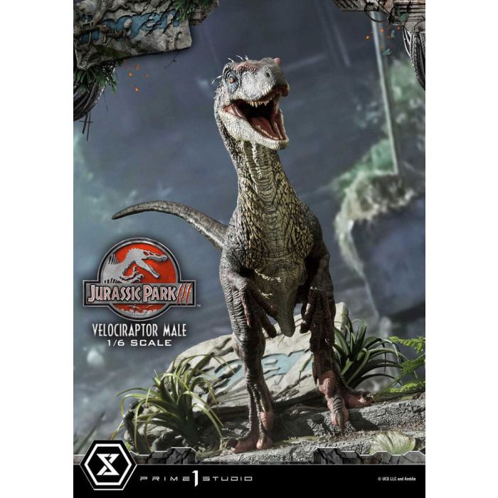 Jurassic Park III Legacy Museum Collection Statue 1/6 Velociraptor Male 40 cm