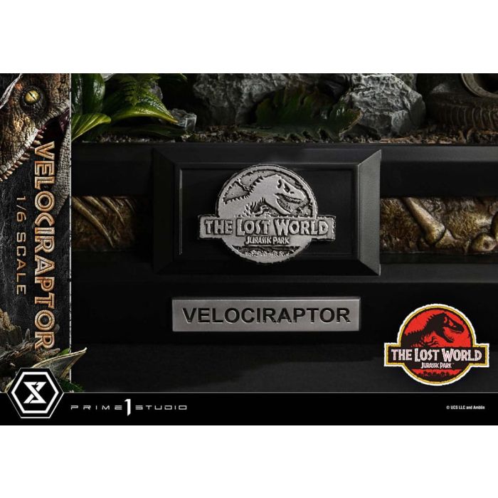 Jurassic Park II Legacy Museum Collection Statue 1/6 Velociraptor 41 cm 