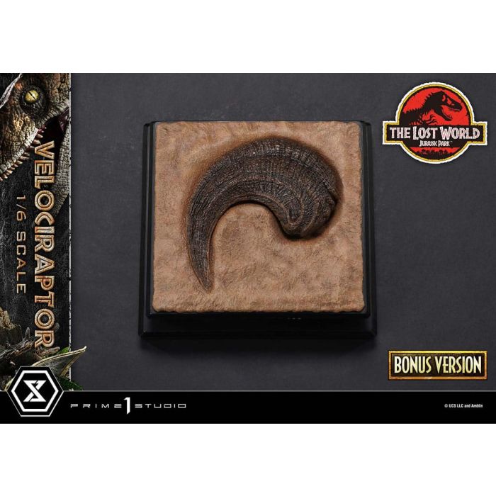 Jurassic Park II Legacy Museum Collection Statue 1/6 Velociraptor Bonus Version 41 cm