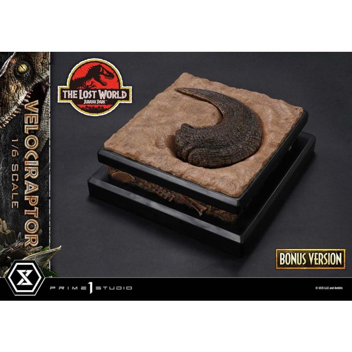 Jurassic Park II Legacy Museum Collection Statue 1/6 Velociraptor Bonus Version 41 cm