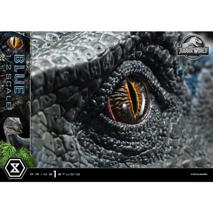 Jurassic World: Fallen Kingdom (Film) Legacy Museum Collection Statue 1/2 Blue 88 cm 