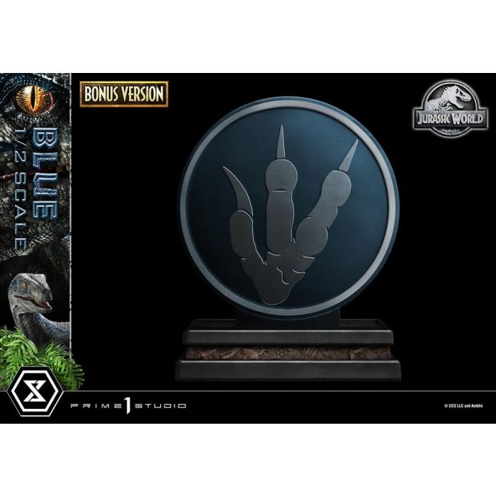 Jurassic World: Fallen Kingdom (Film) Legacy Museum Collection Statue 1/2 Blue Bonus Version 88 cm