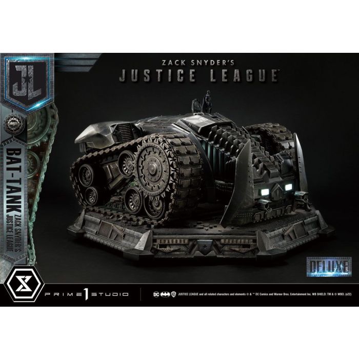 Zack Snyder's Justice League Museum Masterline Diorama Bat-Tank Deluxe Version 36 cm