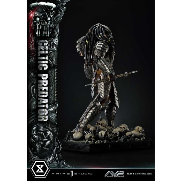 The Alien vs. Predator Museum Masterline Series Statue 1/3 Celtic Predator Bonus Ver. 95 cm