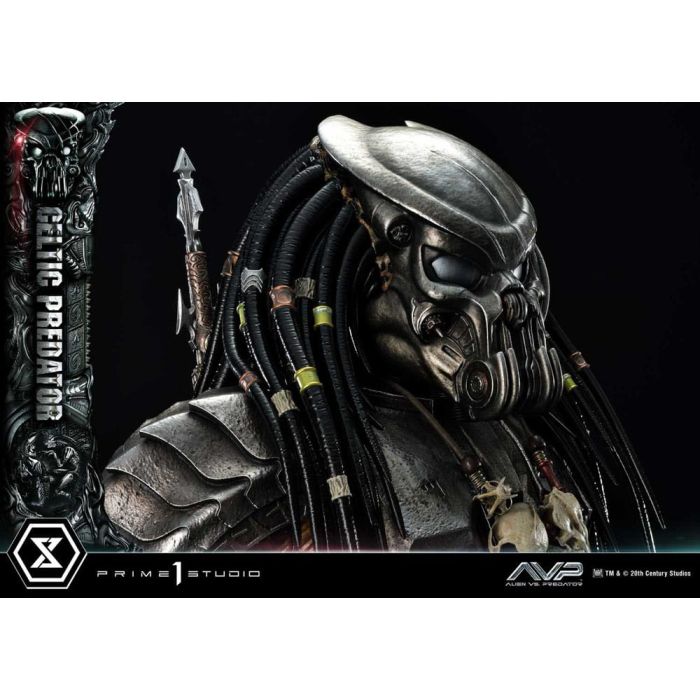 The Alien vs. Predator Museum Masterline Series Statue 1/3 Celtic Predator Bonus Ver. 95 cm