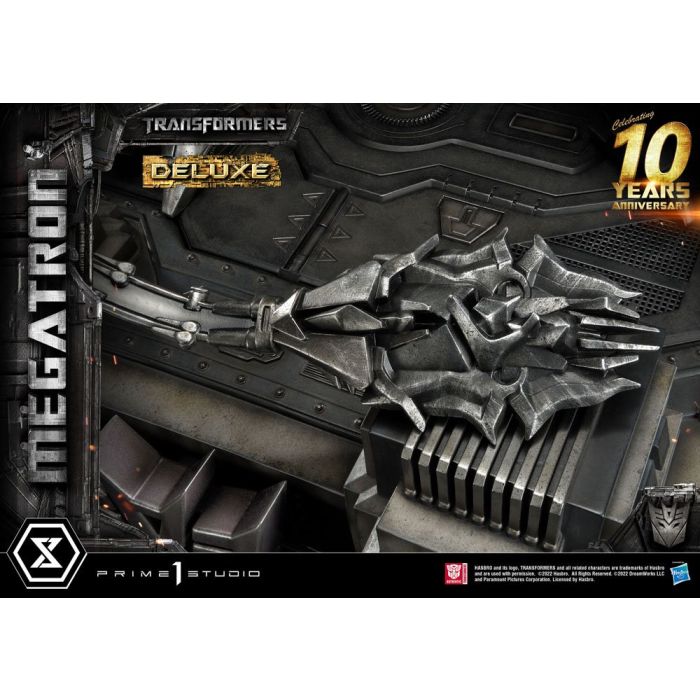 Transformers Museum Masterline Statue Megatron Deluxe Bonus Version 84 cm