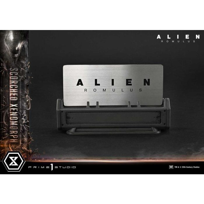 Alien: Romulus Museum Masterline XL Statue 1/3 Scorched Xenomorph 98 cm