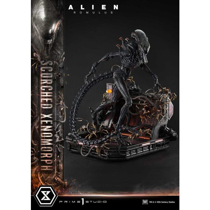 Alien: Romulus Museum Masterline XL Statue 1/3 Scorched Xenomorph Deluxe Version 98 cm