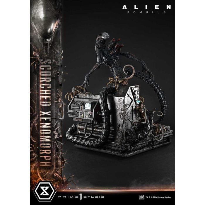 Alien: Romulus Museum Masterline XL Statue 1/3 Scorched Xenomorph Deluxe Version 98 cm