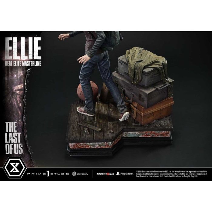 The Last of Us (Part I) Real Elite Masterline Statue 1/4 Ellie 46 cm