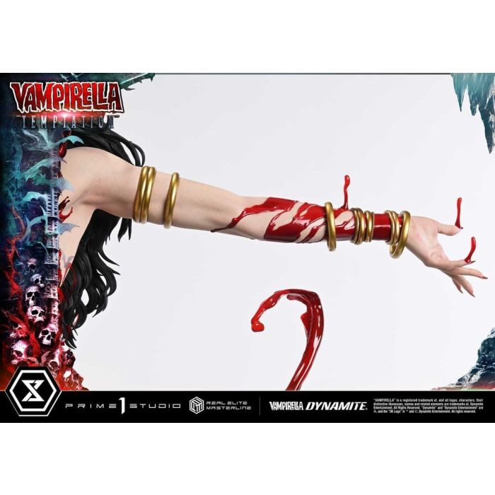 Vampirella Real Elite Masterline Series Statue 1/3 Temptation 100 cm