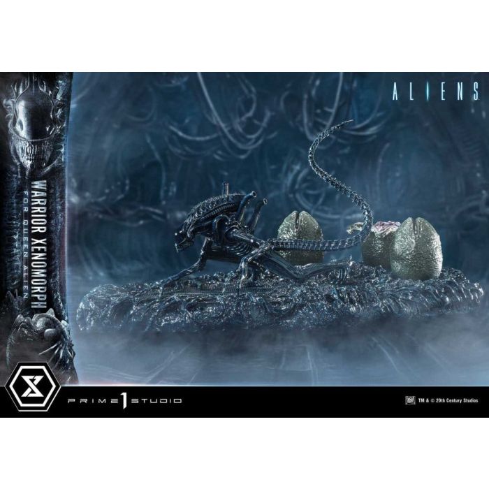 Aliens (Film) Ultimate Diorama Masterline Statue Warrior Xenomorph for Queen Alien 23 cm