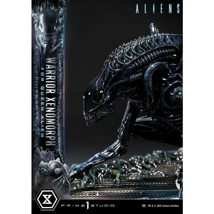 Aliens (Film) Ultimate Diorama Masterline Statue Warrior Xenomorph for Queen Alien 23 cm