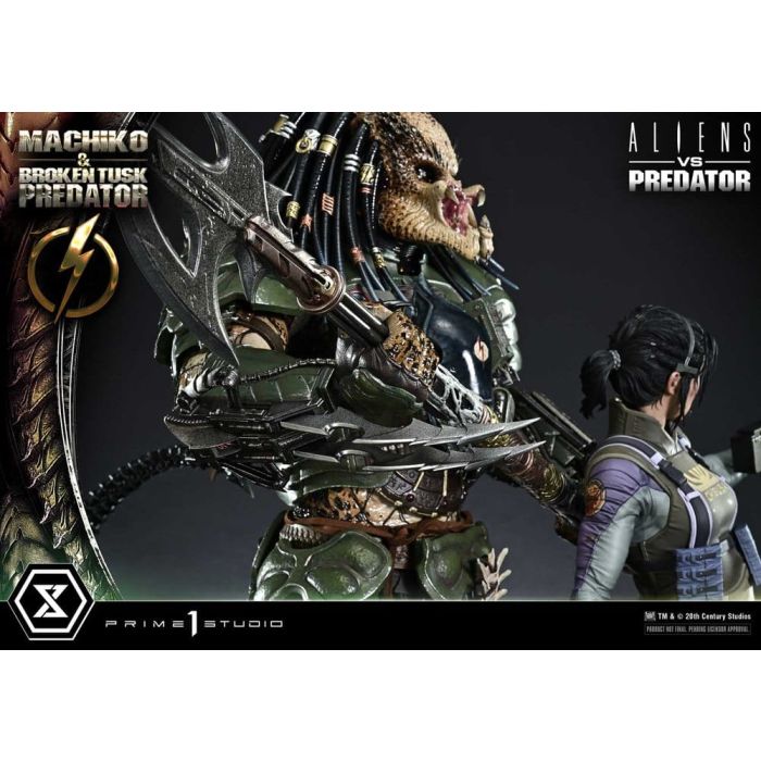 Aliens vs. Predator (Comic) Ultimate Premium Masterline Statue 1/4 Machiko & Broken Tusk Predator 79 cm