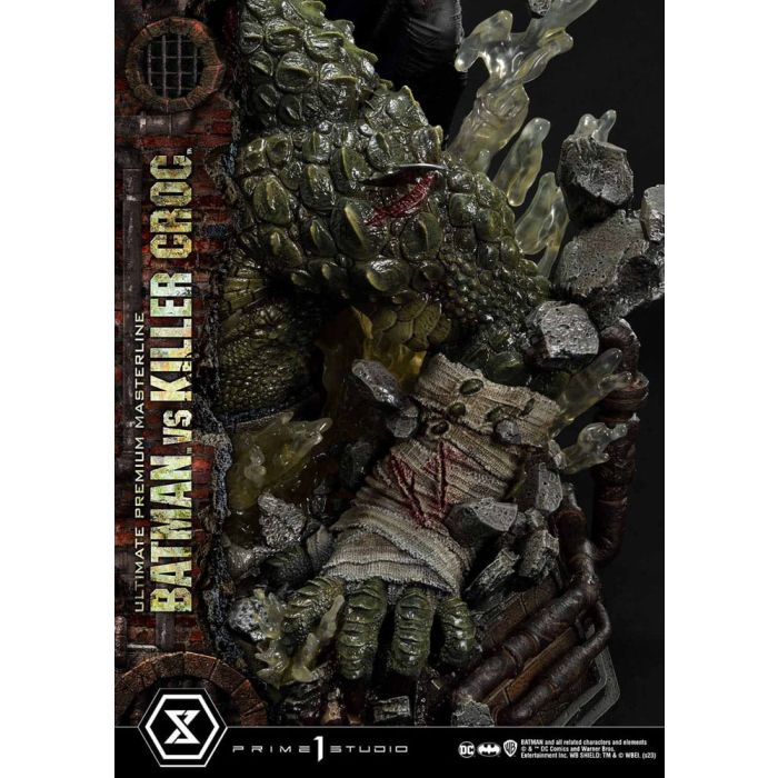 Batman Ultimate Premium Masterline Series Statue Batman Versus Killer Croc Deluxe Version 71 cm