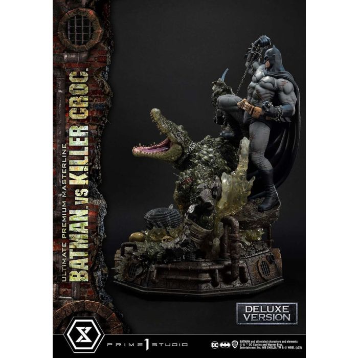 Batman Ultimate Premium Masterline Series Statue Batman Versus Killer Croc Deluxe Version 71 cm