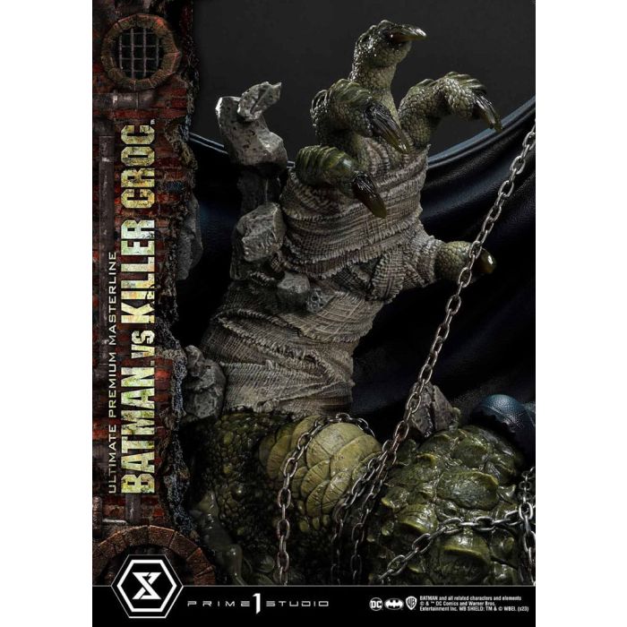 Batman Ultimate Premium Masterline Series Statue Batman Versus Killer Croc Deluxe Version 71 cm
