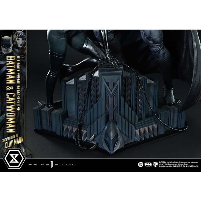 DC Comics Ultimate Premium Masterline Series Statue 1/4 Batman & Catwoman (Concept Design by Clay Mann) 56 cm